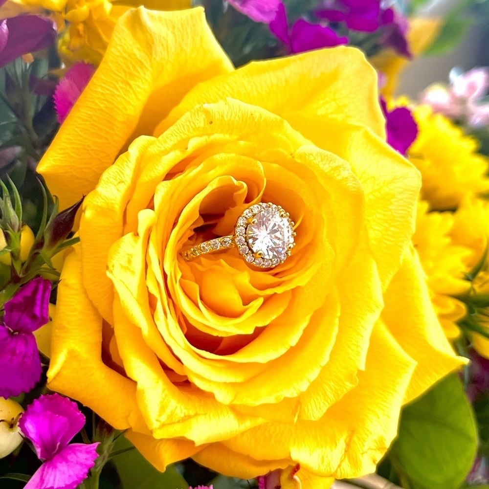 CUBIC ZIRCONIA PLATED RING SIZE 8